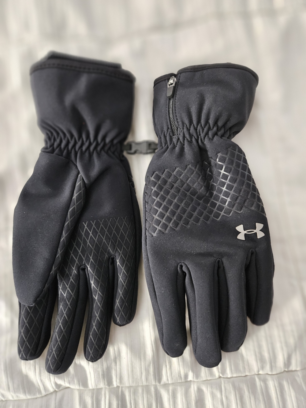 Black womens Thermal Winter Gloves - Under Armour